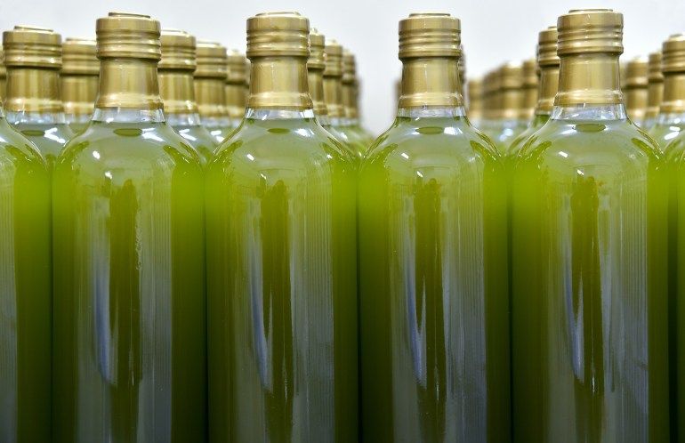 Bottles, Olive oil, Oil image. Free for use.