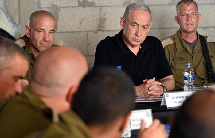 خلاف في إسرائيل على "هدنة تكتيكية" بغزة ونتنياهو يهاجم قيادة الجيش