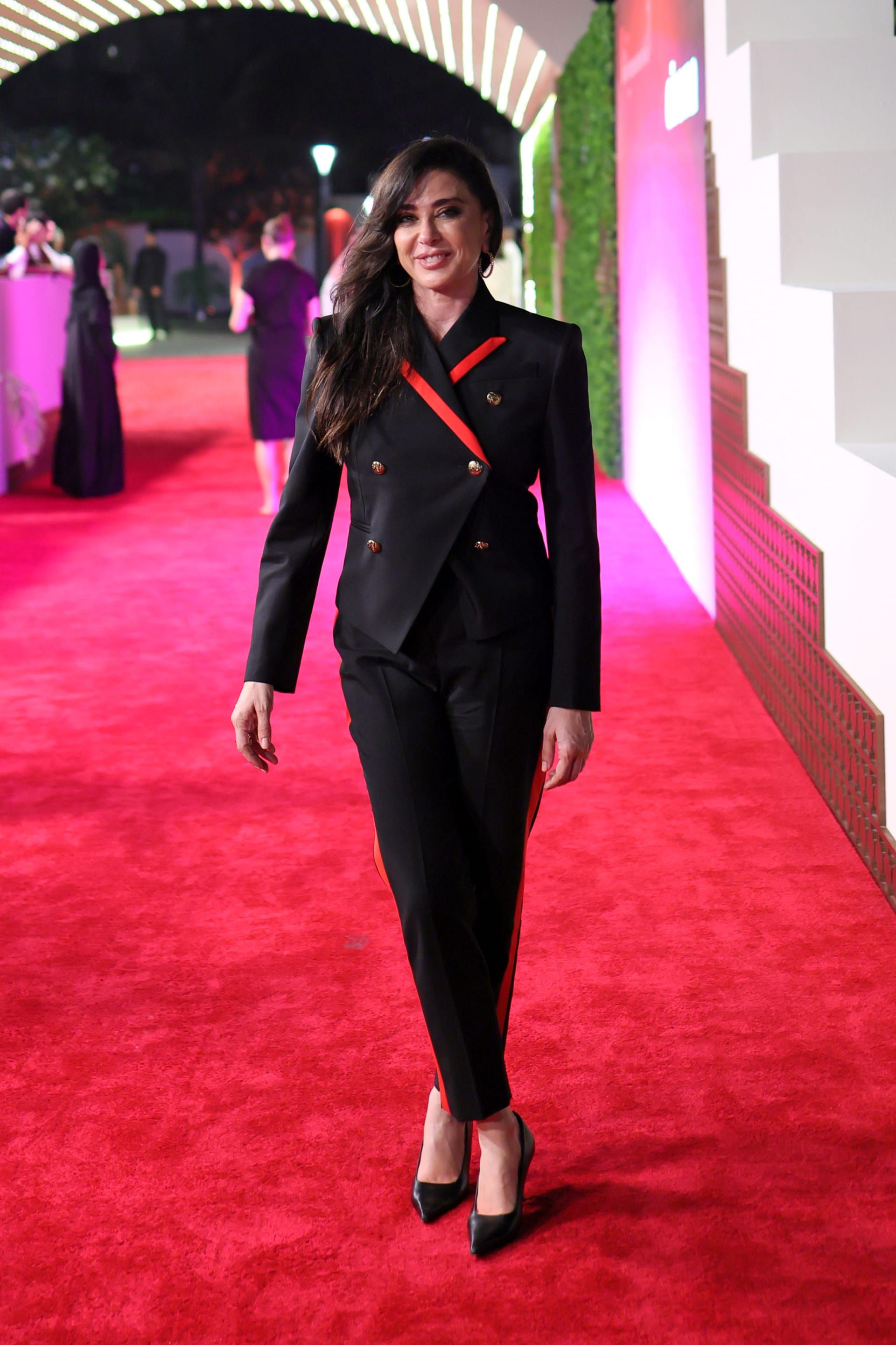 المخرجة اللبنانية نادين لبكي على السجّادة الحمراء.