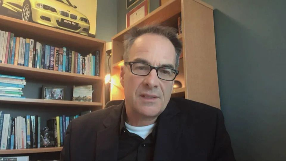 Lorn Sheehan says tourists still find benefits from face-to-face interactions at tourism bureaus.