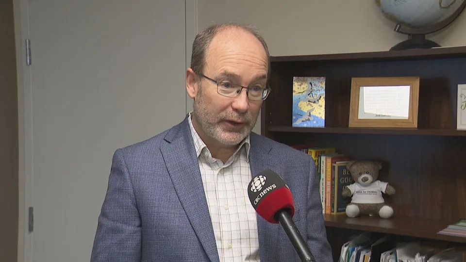 'We've almost become complacent to expect that government is not going to be doing anything for us. And that drives me crazy,' says P.E.I. Green Party Leader Matt MacFarlane, who wants an election so that Islanders can have a say in who their next premier is. (Wayne Thibodeau/CBC)