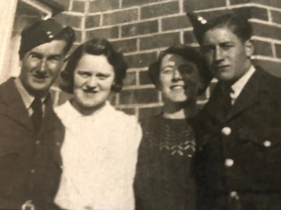 The last photo ever taken of Bob Gates and Lloyd Gates together, May 9th, 1944, with sister Joyce and Gwen Baker in England.