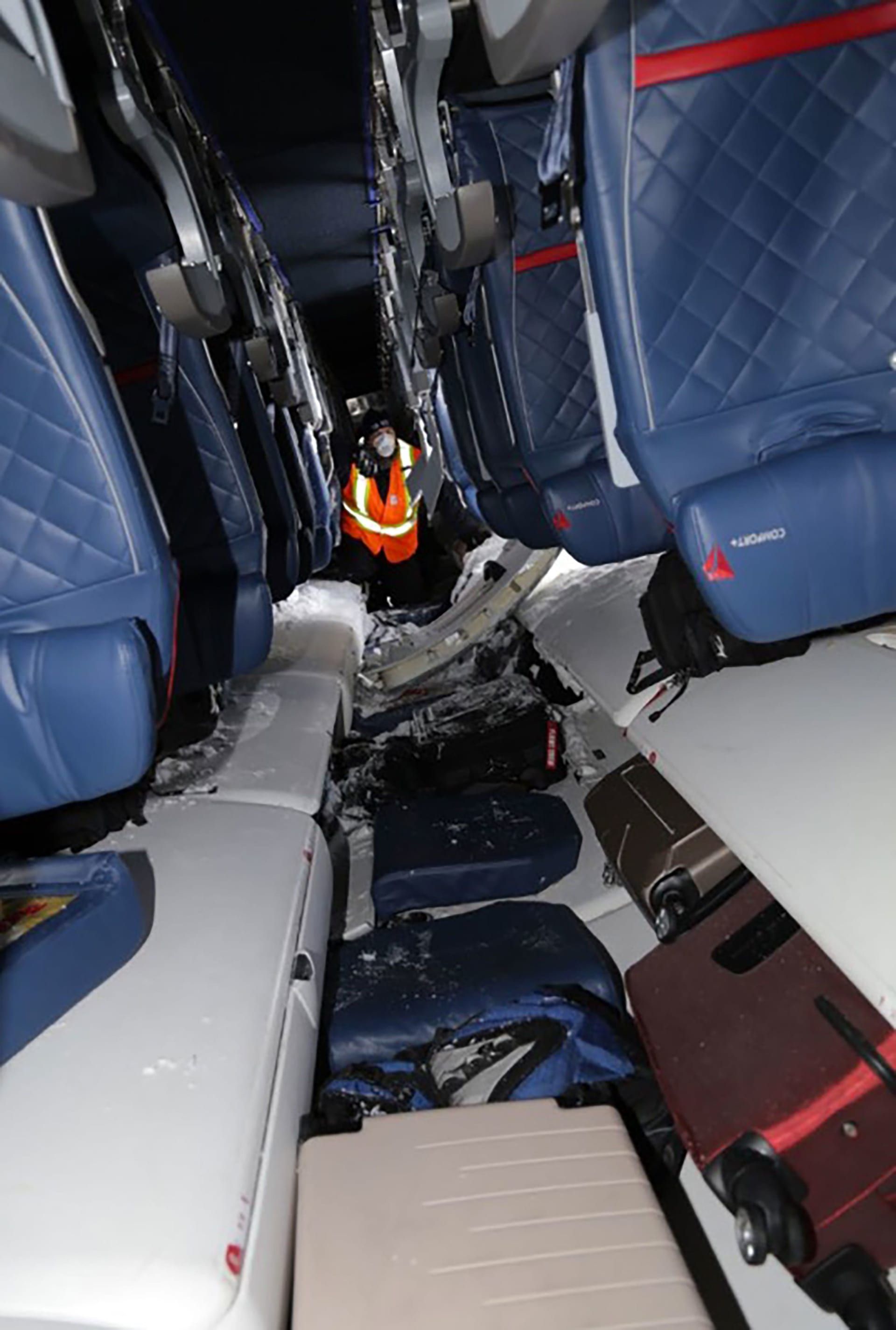 رجل نجا من تحطم طائرة يسرد تجربته المخيفة وكيف تغيرت حياته