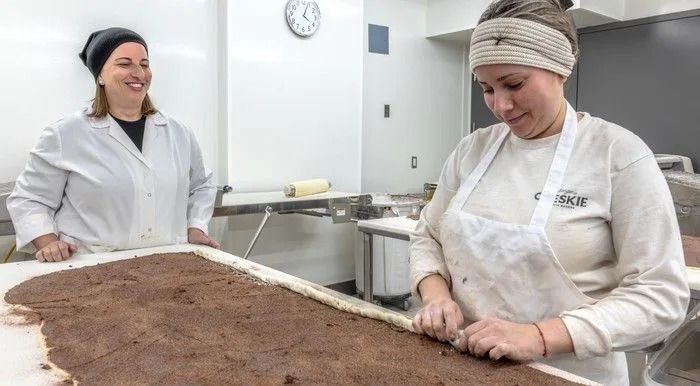 Malky Lebowitz and baker Bessy roll Russian babka and laugh. The word “family” came up repeatedly during The Gazette’s visit.