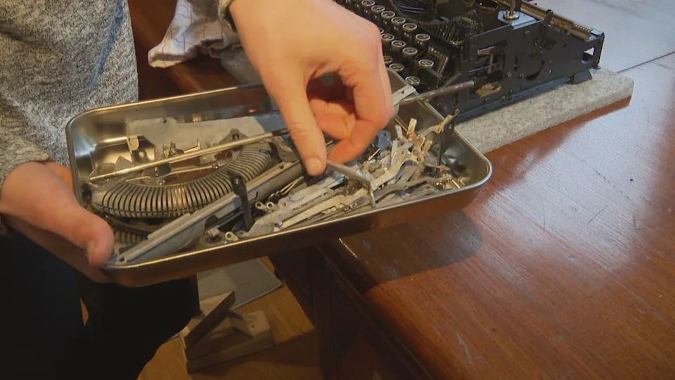 For a time, Spence collected and repaired typewriters as a hobby.