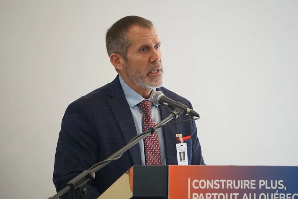 Jean St-Pierre, deputy director of the CISSS de la Gaspésie, warns the Sainte-Anne-des-Monts obstetrics unit could continue to shut down one out of every two weeks because of a lack of staff.