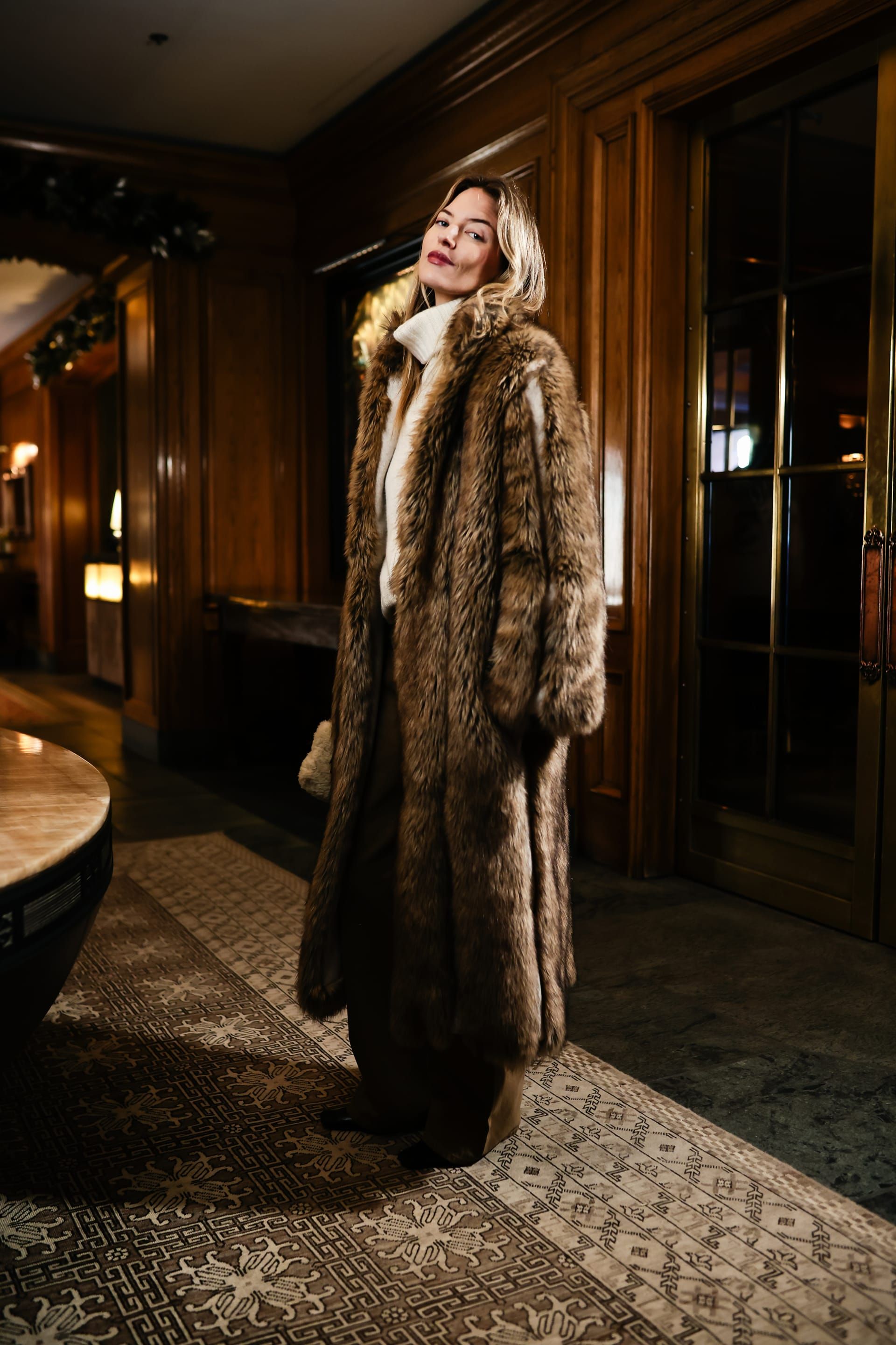 عارضة الأزياء الأمريكيّة مارثا هانت خلال إحدى المناسبات في كولورادو.