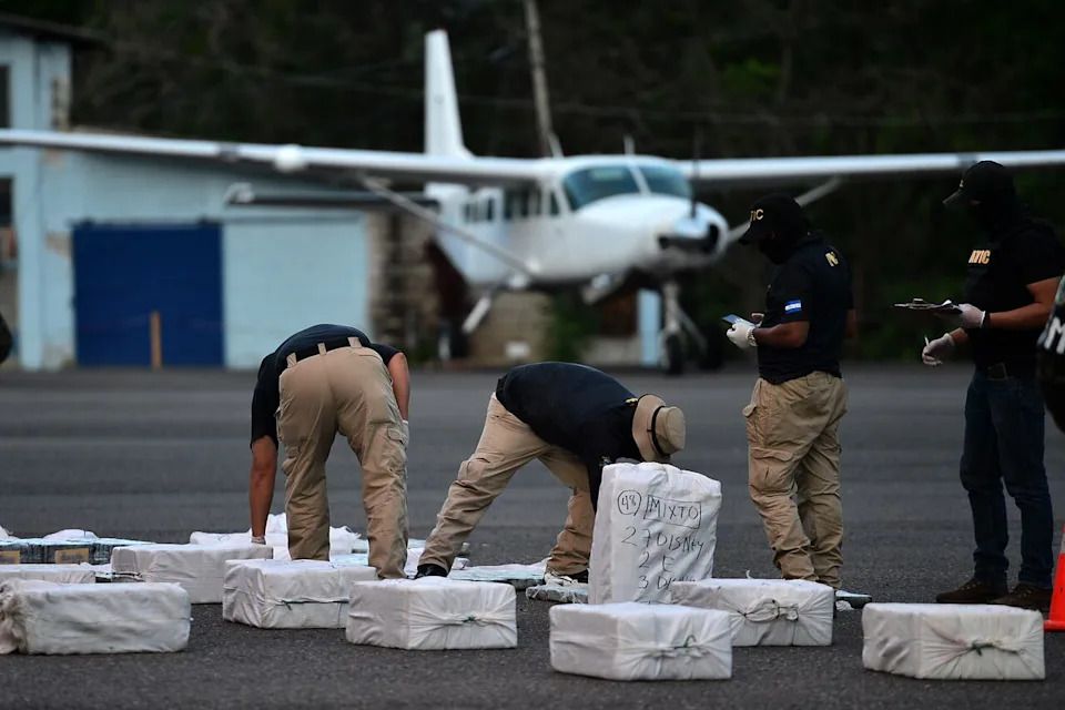 Over 800 kilos of cocaine were seized inside an aircraft coming from Venezuela in Brus Laguna, Gracias a Dios department, Hondura, in 2020.