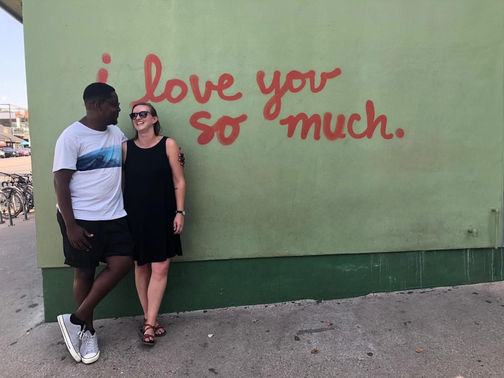 صدفة تدفع رجلاً للقاء حب حياته في طائرة فيما كان يفترض أن يكون أسوأ رحلة في حياته