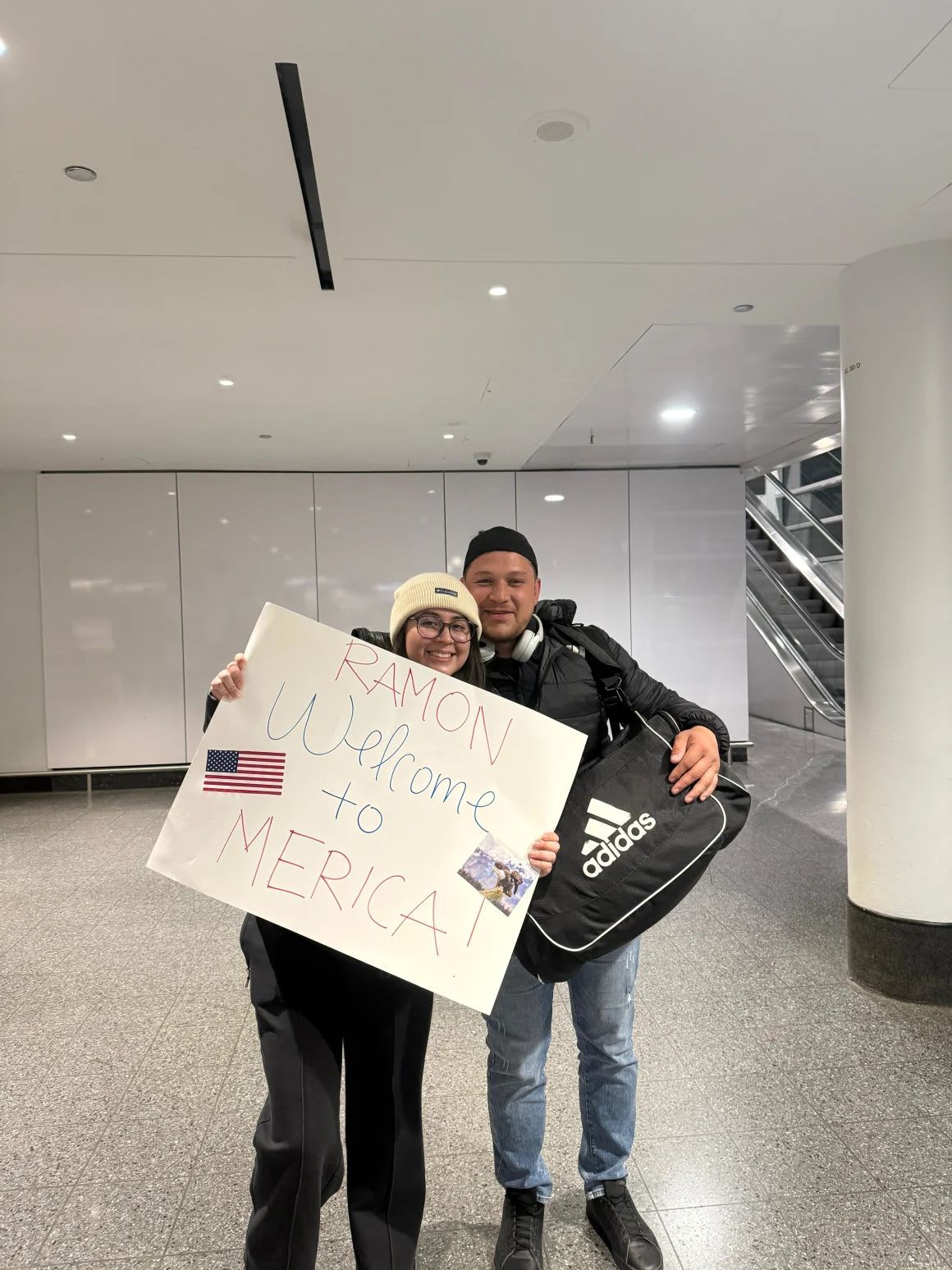 أمريكية تسافر إلى المكسيك لتتواصل مع جذورها لكنها عادت بقصة حب غير متوقعة