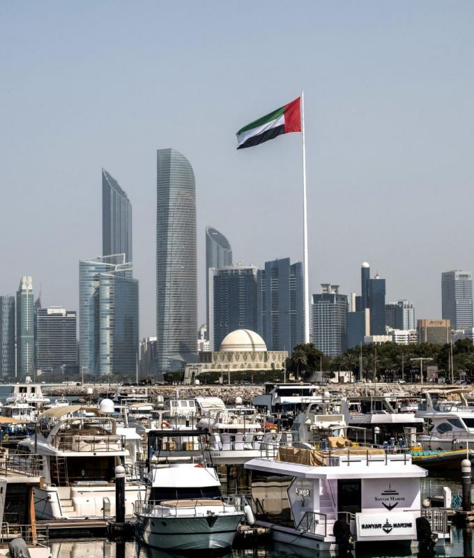 الإمارات ردًّا على تقرير "بلومبرغ": ادعاءات "مضللة".. ولدينا مخزون استراتيجي من الذخائر