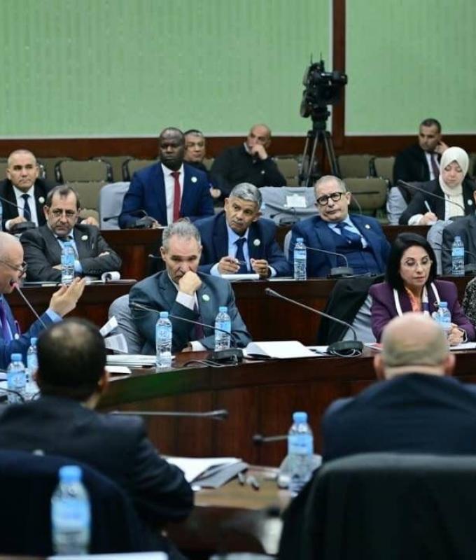 تعديل
      وزاري
      بـ«الوحدة»
      الليبية
      يجدد
      الصراع
       بين
      الدبيبة
      و«الرئاسي»