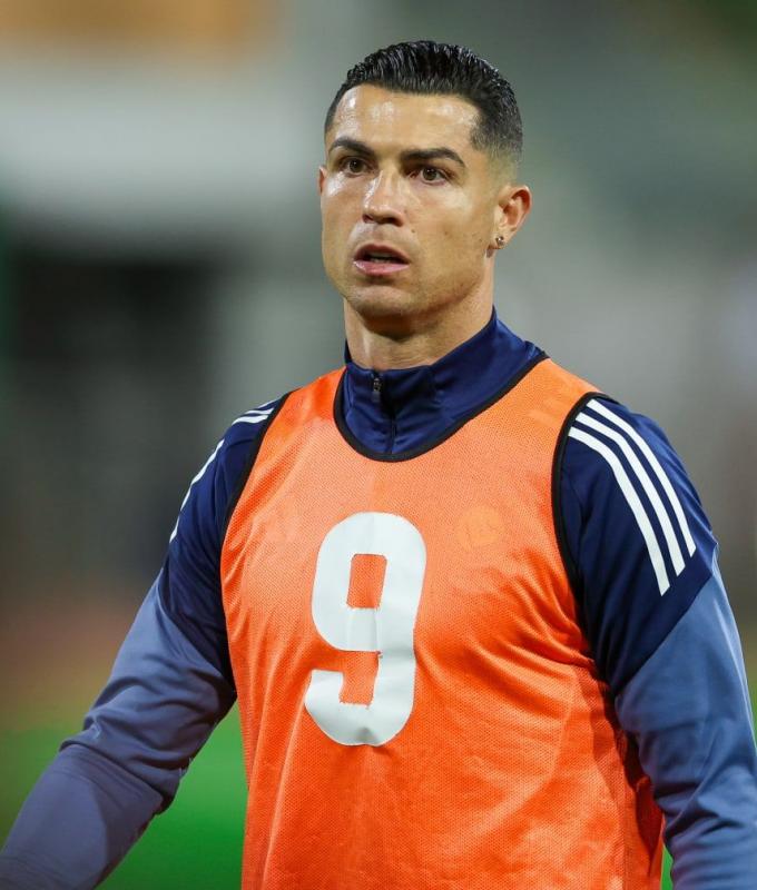 متابعة: النصر السعودي يعلن خضوع رونالدو للعلاج في إسبانيا