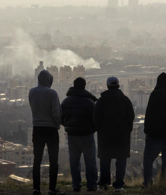 فريق CNN في إيران يصف الوضع في طهران مع استمرار الغارات الأمريكية-الإسرائيلية