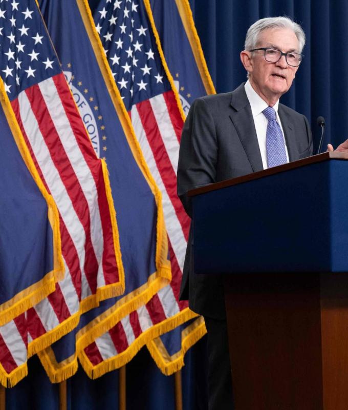 نيران
      حرب
      إيران
      تجمّد
      الفائدة
      الأميركية...
      وتنسف
      مسار
      التيسير
      النقدي