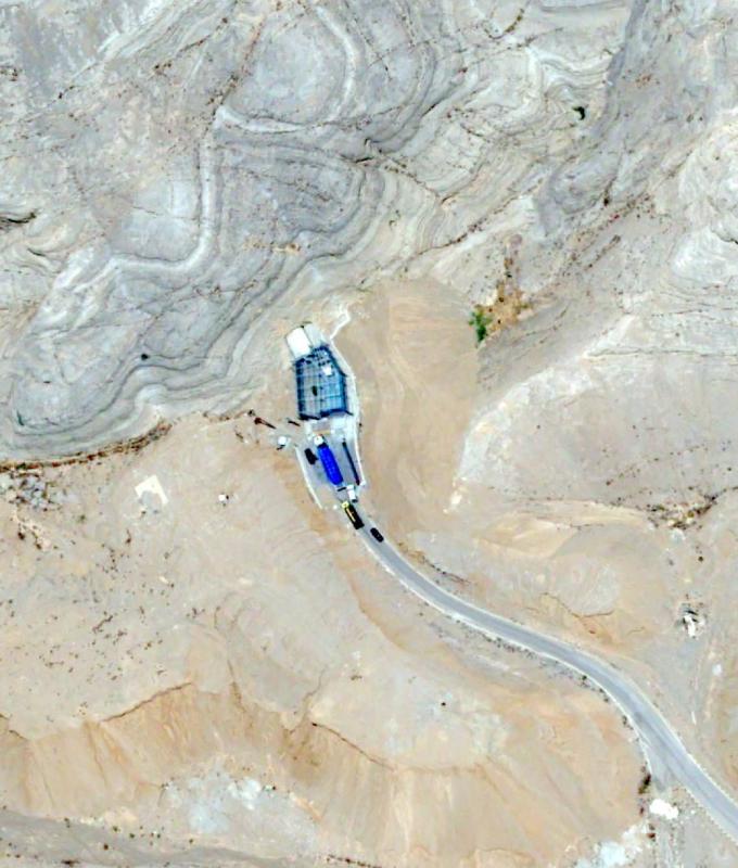 مخاطر
      كبيرة
      وتعقيدات
      هائلة...
      ماذا
      يعني
      تأمين
      اليورانيوم
      الإيراني
      بالقوة؟