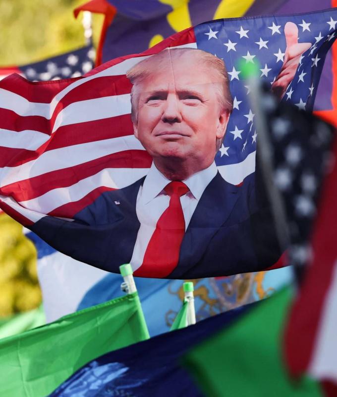 هيغسيث
      يقيل
      رئيس
      أركان
      الجيش
      وجنرالين