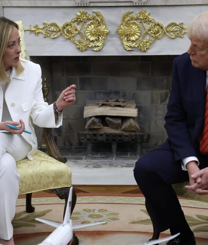 متابعة: بعد منعها طائرة أمريكية من استخدام قاعدة إيطالية.. جورجيا ميلوني تُصعّد من معارضتها لترامب