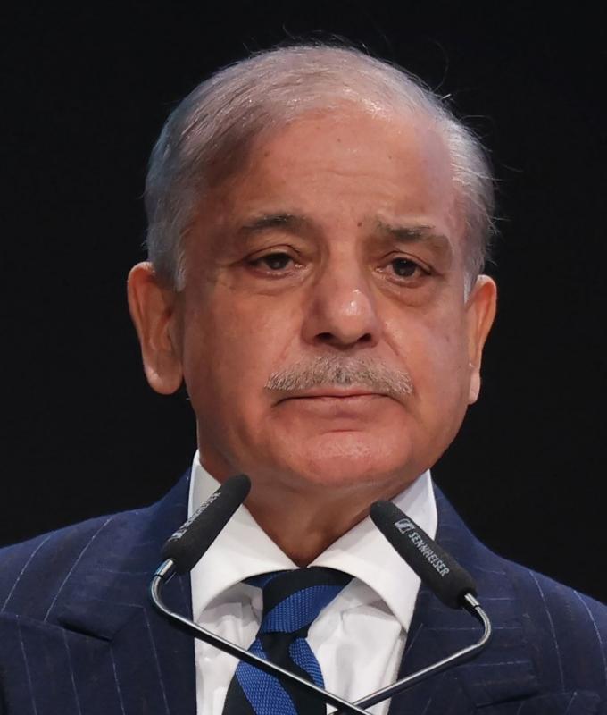 رئيس وزراء باكستان يشيد بجهود ترامب "الحكيمة" بشأن هدنة لبنان