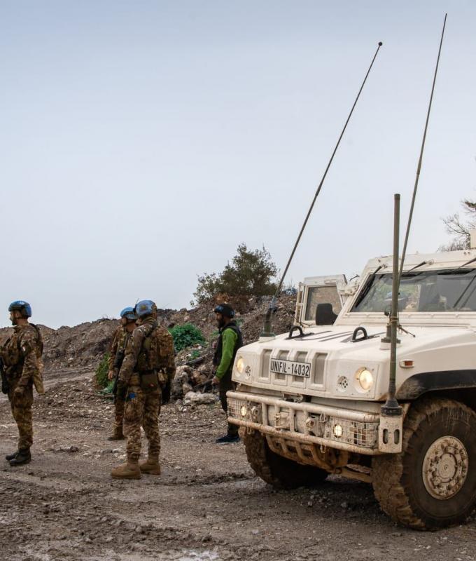 مُتهمًا حزب الله.. ماكرون يعلن مقتل جندي فرنسي في لبنان