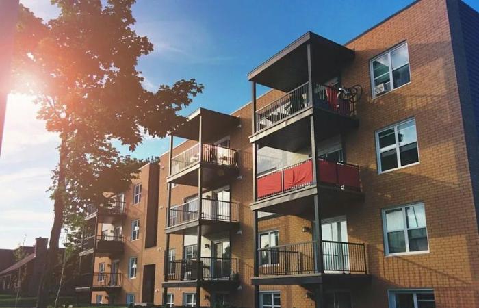 Should
      Canadian
      taxpayers
      finance
      more
      subsidized
      housing?