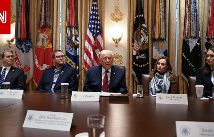 متابعة: ترامب يحذر الدول التي "تغرق" الولايات المتحدة بالأرز "الرخيص"