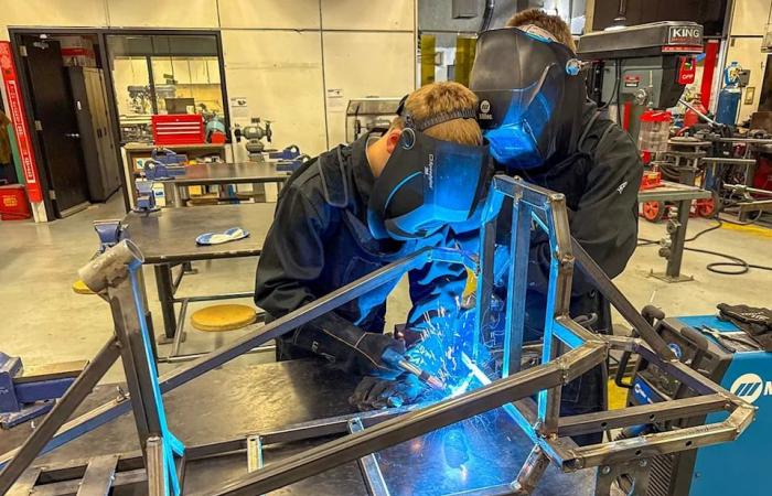 After-school
      go-kart
      club
      aims
      to
      create
      next
      generation
      of
      trades
      workers
      in
      northeast
      B.C.