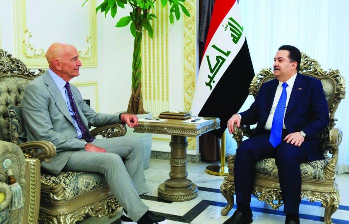 السوداني:
      غير
      مقبول
      المجيء
      بـ«موظف»
      لرئاسة
      وزراء
      العراق