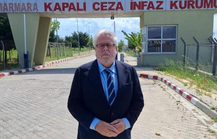 ترمب
      سيلتقي
      نتنياهو
      في
      29
      ديسمبر