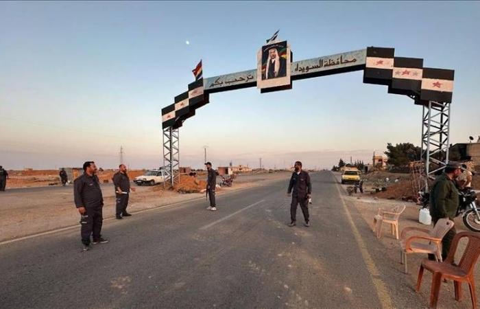 روسيا
      بعد
      الأسد
      «ليست
      خاسرة
      تماماً»
      في
      سوريا