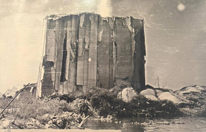 «الحرّية
      المُستذكرة»:
      معرض
      يفتح
      جروح
      بيروت
      المُغلَقة
      على
      أسئلة
      العدالة