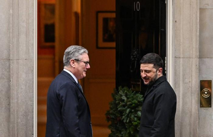 الجيش
      الروسي
      يتقدم
      في
      أوكرانيا
      ويستهدف
      ميرنوهراد