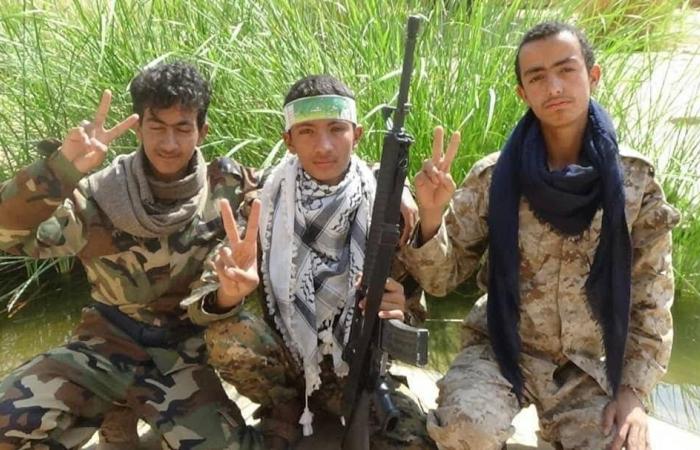 الحوثيون
      يدفعون
      بتعزيزات
      عسكرية
      نحو
      الضالع
      وتعز