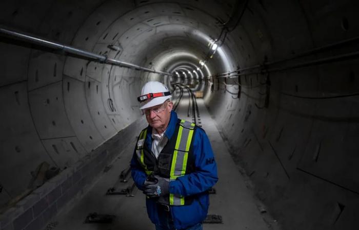 Vancouver
      businesses
      plead
      for
      financial
      help
      to
      survive
      Broadway
      Subway
      construction
      closure
