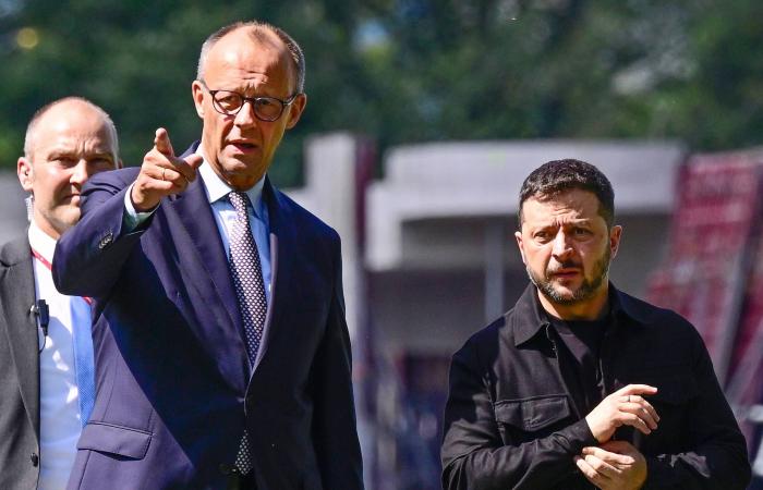 في
      تحدٍّ
      للاتحاد
      الأوروبي...
      المجر
      لن
      تقبل
      «مهاجراً
      واحداً»