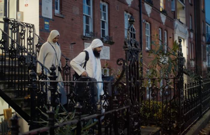 «المد
      البشري»
      للمخرج
      البريطاني
      ديفيد
      وارد...
      ما
      خلف
      حكايات
      الحج