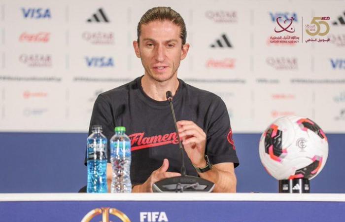 كأس القارات للأندية.. مدرب فلامنغو البرازيلي يبدي سعادته بالوصول لنصف النهائي ويشيد بأداء فريقه