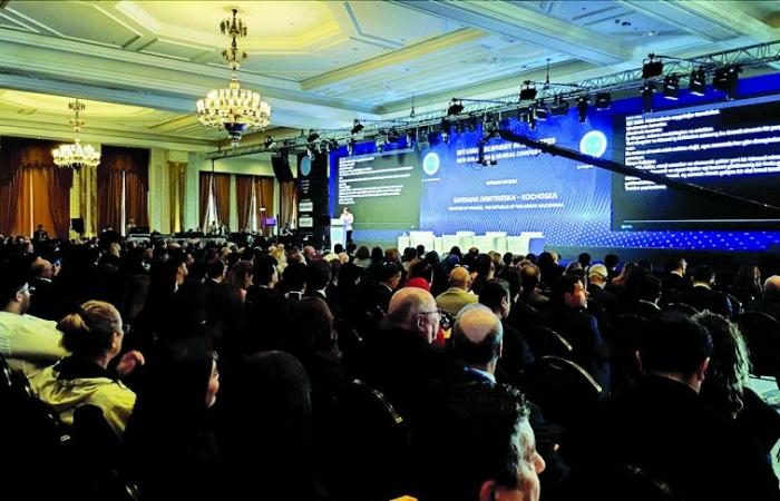 انطلاق أعمال قمة إسطنبول الاقتصادية