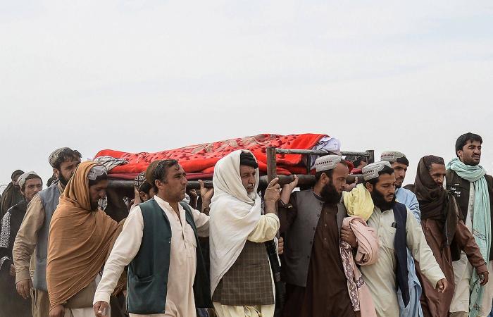 بفتوى
      وتعهدات
      رسمية...
      «طالبان»
      تقدم
      تطمينات
      ضمنية
      لباكستان