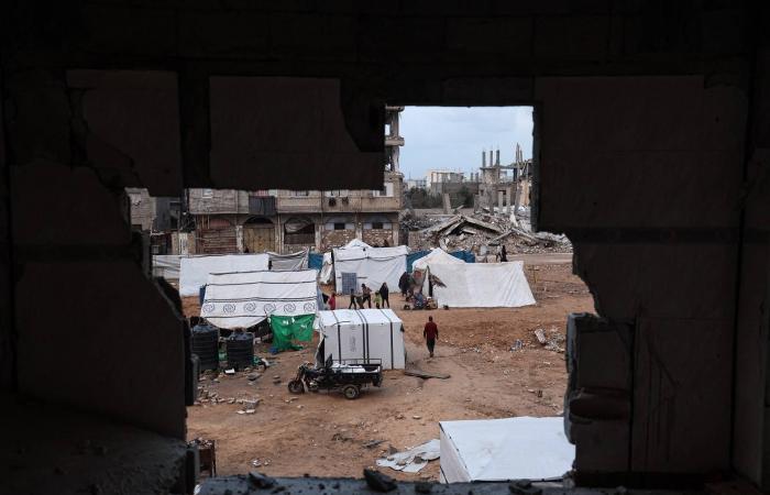 وزراء
      إسرائيليون
      يطالبون
      بإقامة
      مراسم
      رفع
      العلم
      بمستوطنة
      سابقة
      في
      غزة