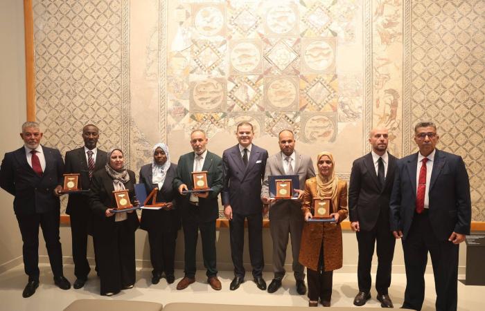 استنفار
      أمني
      في
      صبراتة
      الليبية
      بعد
      مقتل
      «العمو»