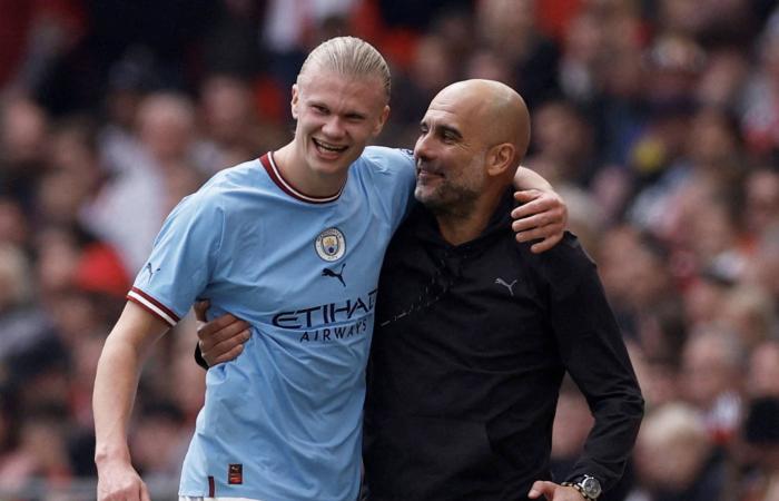 هالاند...
      ظاهرة
      فذة
      لا
      تأتي
      سوى
      مرّة
      كل
      جيل