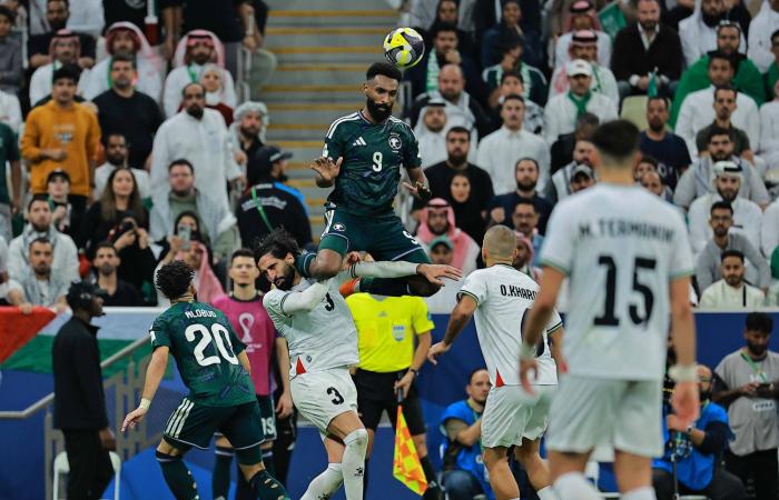 أمير
      منطقة
      الرياض
      يتوج
      الفائزين
      في
      العرض
      الدولي
      لجمال
      الخيل
      العربية