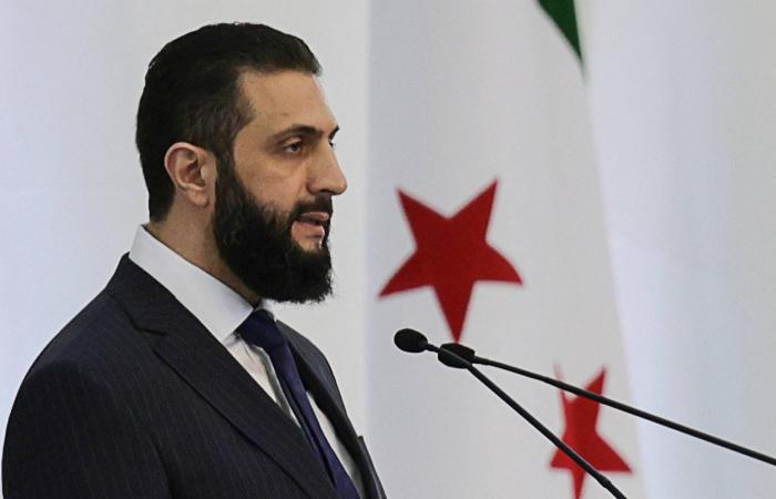 الشرع:
      سوريا
      لا
      تحمل
      أي
      نزعات
      إقصائية
      أو
      ثأرية
      تجاه
      أي
      طائفة