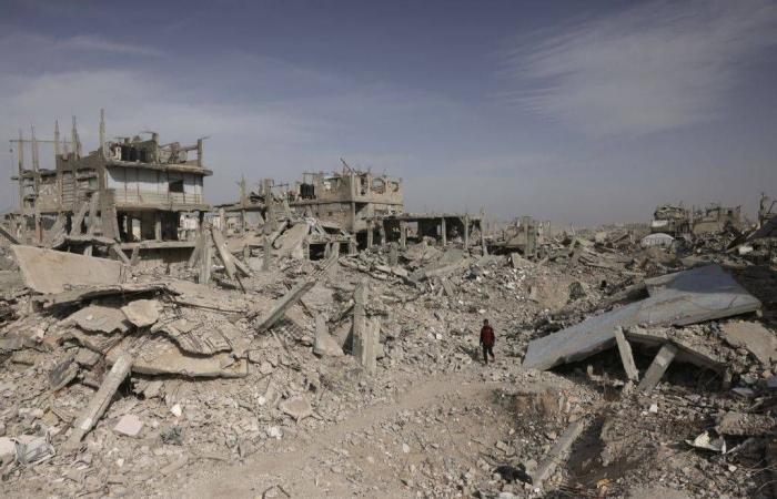 إسرائيل
      تغتال
      القيادي
      البارز
      في
      «القسام»
      رائد
      سعد