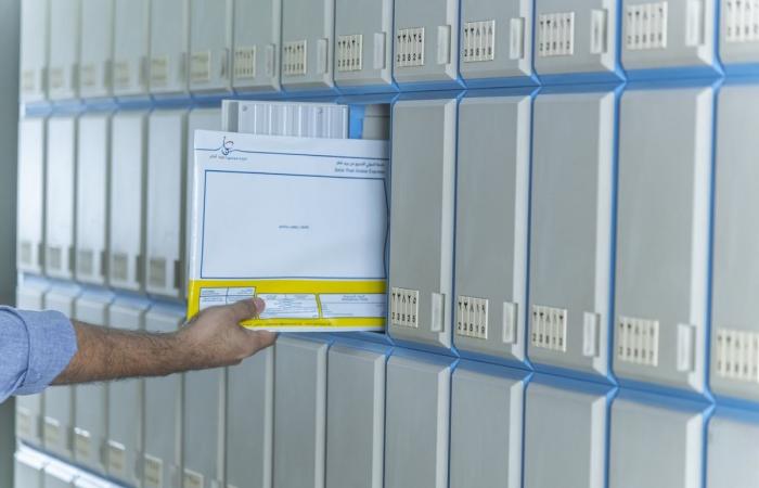 نسافر في رحلة عبر الزمن مع بريد قطر