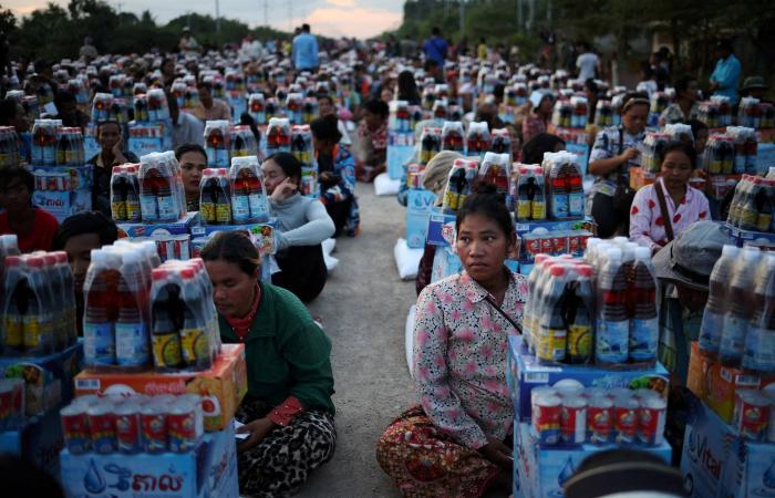 اتساع
      المعارك
      بين
      تايلاند
      وكمبوديا
      مع
      دخول
      النزاع
      أسبوعه
      الثاني