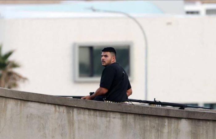 أستراليا.. 12 قتيلا بإطلاق نار خلال احتفالات يهودية ومسلم يتصدى للهجوم (فيديو)