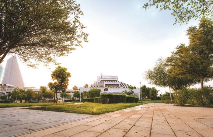 نسافر في رحلة عبر الزمن مع بريد قطر