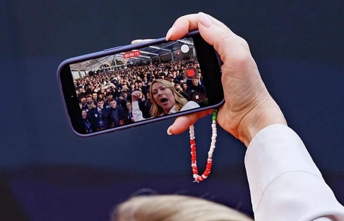 Italy's
      Meloni
      defends
      government
      record,
      calls
      on
      Europe
      to
      take
      charge
      of
      defence
      at
      Atreju